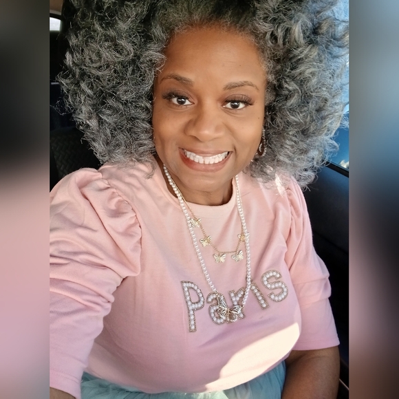 Meet your Posher, Sheri - Picture 1 of 10